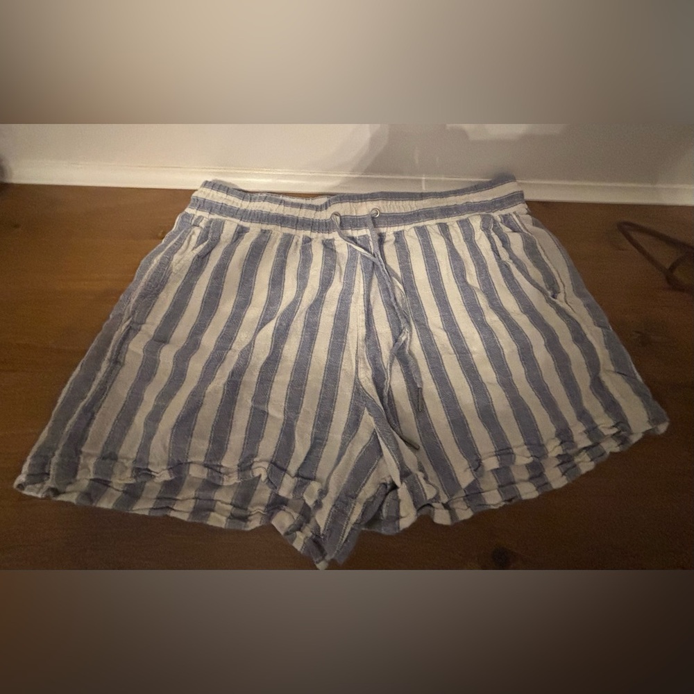 GAP Blue and White Striped Shorts